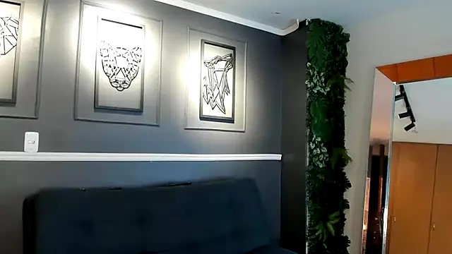 Snapshot of gym_stars_boys chatting on 28, 2, 2025 gym stars boys online show from 28, 2, 2025