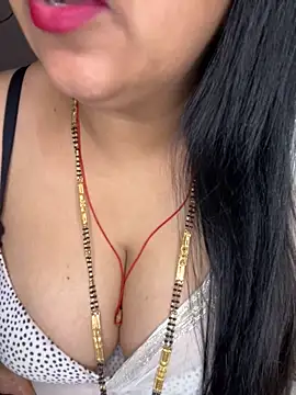 Snapshot of Zoya_Varma004 chatting on 26, 10, 2025 Zoya Varma004 online show from 26, 10, 2025