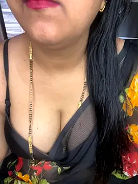 Snapshot of Zoya_Varma004 chatting on 18, 11, 2025 Zoya Varma004 online show from 18, 11, 2025