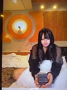 Chika-ch online show from 15, 10, 2025