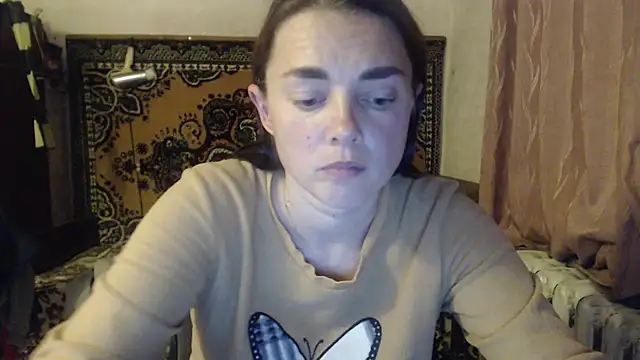 Snapshot of AlisaLaDiva chatting on 12, 10, 2025 AlisaLaDiva online show from 12, 10, 2025