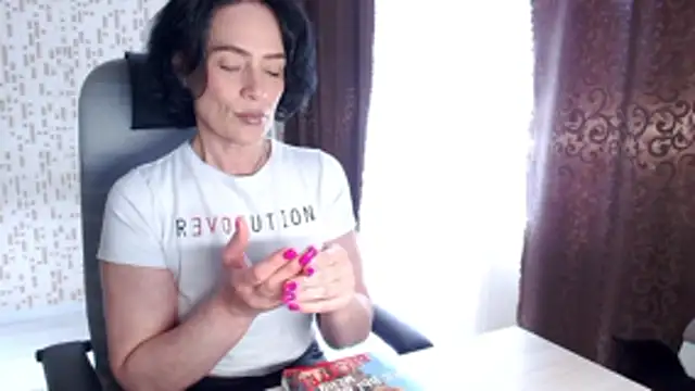 Snapshot of BelovedLady chatting on 13, 4, 2026 BelovedLady online show from 13, 4, 2026