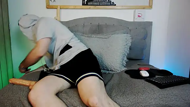 Danny hot fun online show from 20, 3, 2025