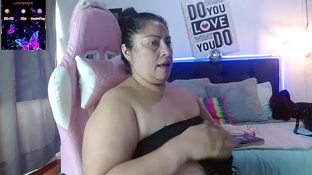 Keyla01  online show from 6, 3, 2026