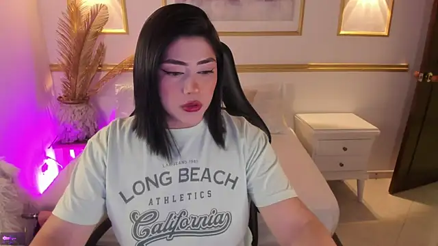 lucy26  online show from 21, 2, 2025