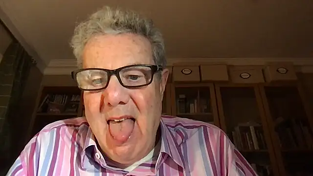 Snapshot of Oldpistolpete chatting on 18, 1, 2026 Oldpistolpete online show from 18, 1, 2026