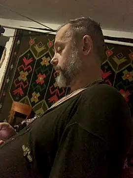 GHsveter online show from 10, 11, 2025