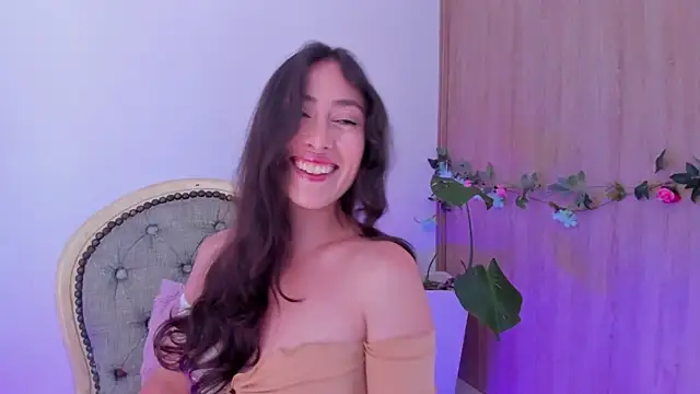 Snapshot of Amatiista chatting on 16, 7, 2026 Amatiista online show from 16, 7, 2026