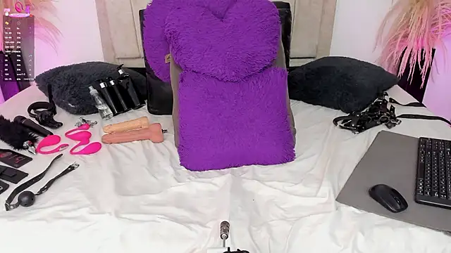 Bianka olivetto021 online show from 3, 2, 2026