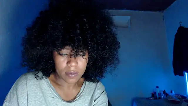 Snapshot of cherry_cleou chatting on 9, 1, 2025 cherry cleou online show from 9, 1, 2025