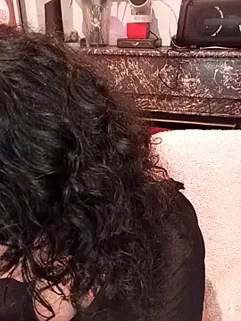 callmelouve online show from 8, 4, 2026