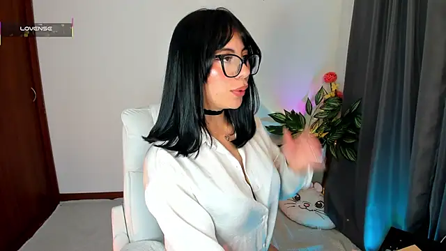 Silvanna-Moree online show from 9, 4, 2026