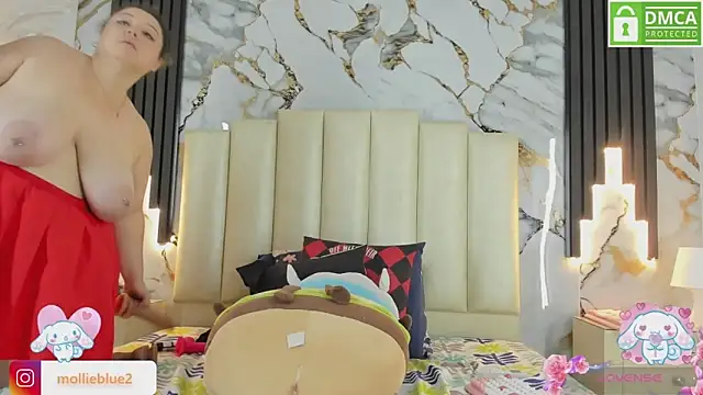 mollieblue69 online show from 15, 3, 2025