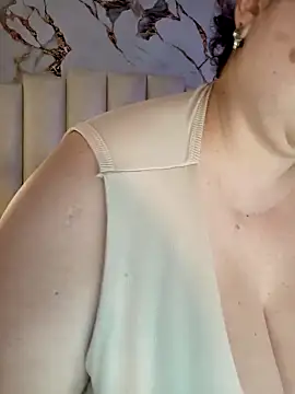 Snapshot of mollieblue69 chatting on 21, 4, 2026 mollieblue69 online show from 21, 4, 2026