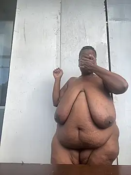 Snapshot of Biggblackboobs chatting on 31, 5, 2026 Biggblackboobs online show from 31, 5, 2026