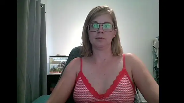 Snapshot of SavannaGirly chatting on 12, 2, 2025 SavannaGirly online show from 12, 2, 2025