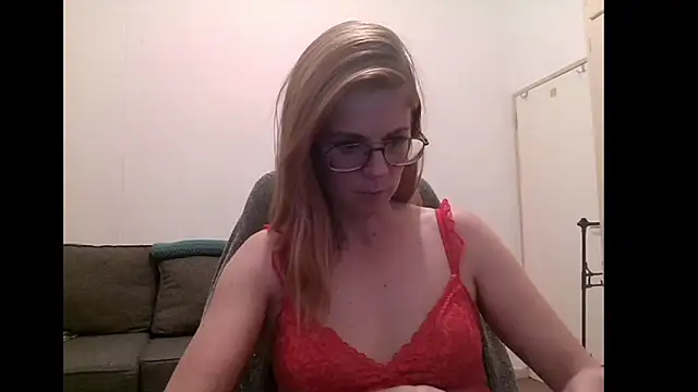 Snapshot of SavannaGirly chatting on 16, 9, 2025 SavannaGirly online show from 16, 9, 2025