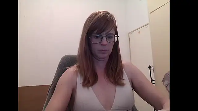 Snapshot of SavannaGirly chatting on 1, 6, 2026 SavannaGirly online show from 1, 6, 2026