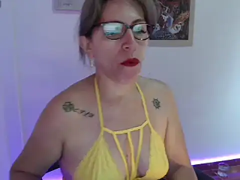Chayla Ruiz online show from 21, 12, 2024