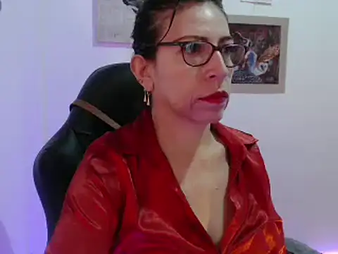 Chayla Ruiz online show from 7, 1, 2025