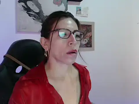 Chayla Ruiz online show from 7, 1, 2025
