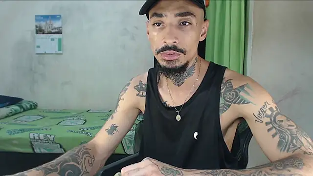 emiliano hottt online show from 31, 5, 2026
