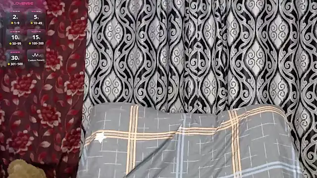 Snapshot of EmilyDoth chatting on 27, 12, 2024 EmilyDoth online show from 27, 12, 2024