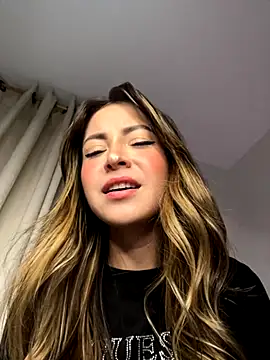 Snapshot of abby1nicolette chatting on 15, 11, 2025 abby1nicolette online show from 15, 11, 2025