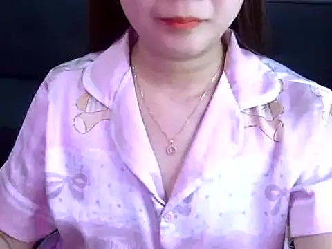 Bee 2k online show from 3, 2, 2026