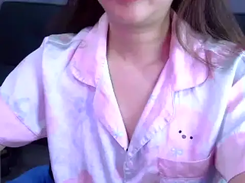 Snapshot of Bee_2k chatting on 27, 5, 2026 Bee 2k online show from 27, 5, 2026