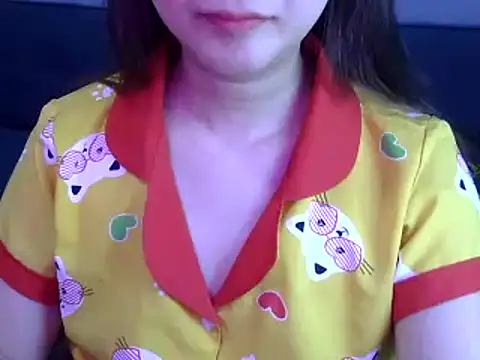 Snapshot of Bee_2k chatting on 28, 5, 2026 Bee 2k online show from 28, 5, 2026