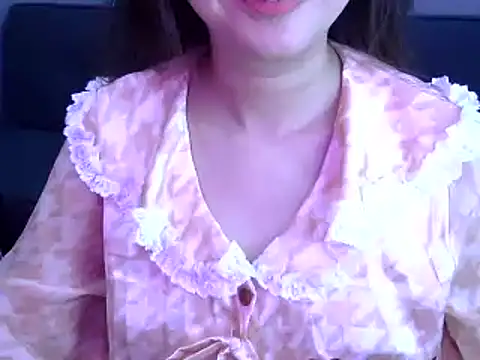 Snapshot of Bee_2k chatting on 5, 6, 2026 Bee 2k online show from 5, 6, 2026