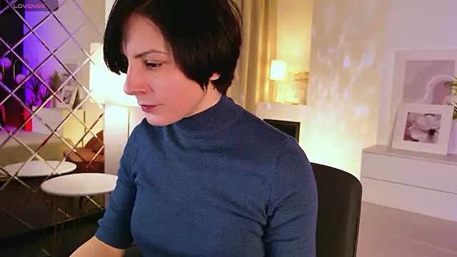 Snapshot of LorenDaze chatting on 14, 2, 2026 LorenDaze online show from 14, 2, 2026