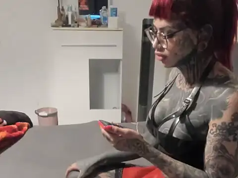 Snapshot of tamarapervert chatting on 31, 5, 2026 tamarapervert online show from 31, 5, 2026