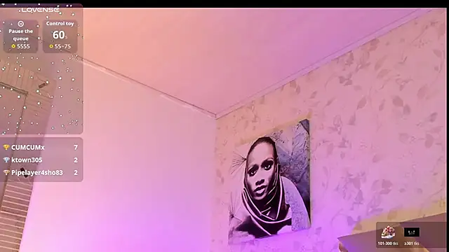 EmilyyRosee  online show from 13, 5, 2026