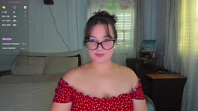 Snapshot of anna_love_hot chatting on 11, 5, 2026 anna love hot online show from 11, 5, 2026