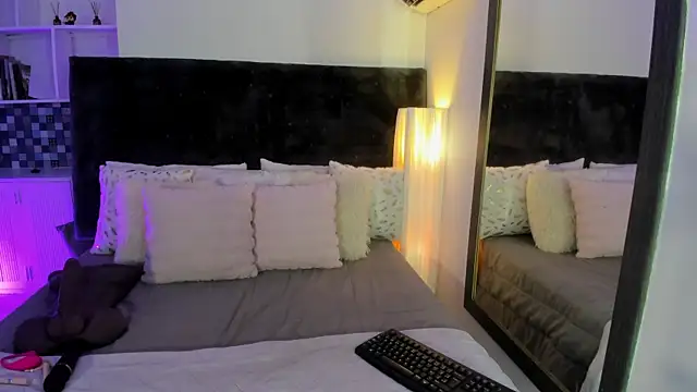 Snapshot of Karlagonzales_ chatting on 2, 7, 2026 Karlagonzales online show from 2, 7, 2026