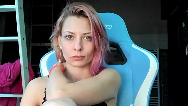 karo123421 online show from 22, 10, 2025