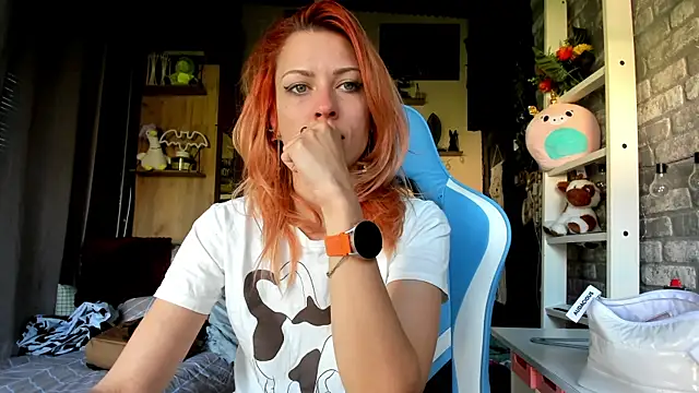 Snapshot of karo123421 chatting on 27, 4, 2026 karo123421 online show from 27, 4, 2026