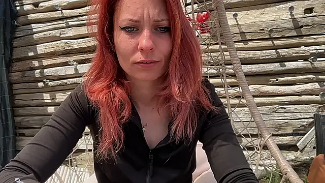 Snapshot of karo123421 chatting on 30, 5, 2026 karo123421 online show from 30, 5, 2026