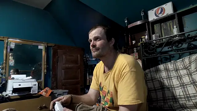 charactrzero online show from 13, 4, 2026