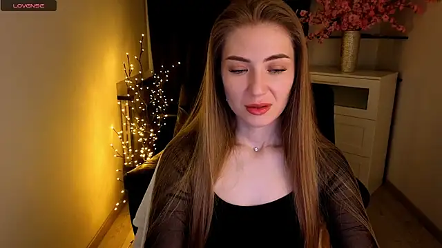 Snapshot of Adelyna_Bird chatting on 17, 5, 2026 Adelyna Bird online show from 17, 5, 2026