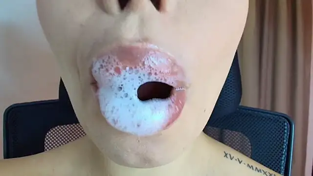 lisbet21x online show from 6, 4, 2026