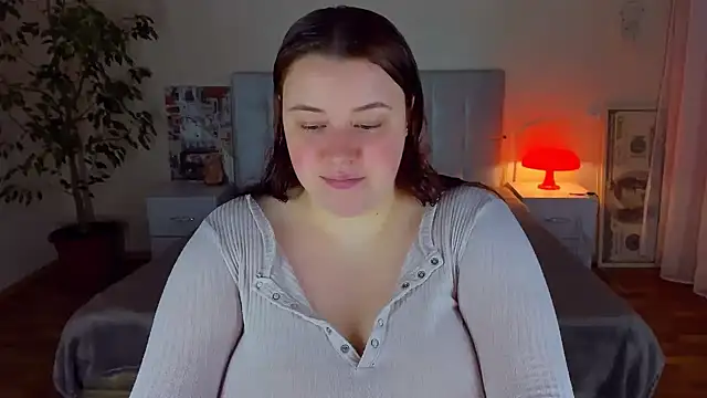 Snapshot of PolinaSalvatore chatting on 14, 6, 2026 PolinaSalvatore online show from 14, 6, 2026