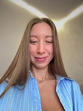 Snapshot of EvaCatt chatting on 2, 2, 2026 EvaCatt online show from 2, 2, 2026