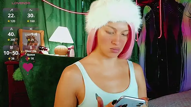 Snapshot of Summer_XO chatting on 13, 2, 2026 Summer XO online show from 13, 2, 2026