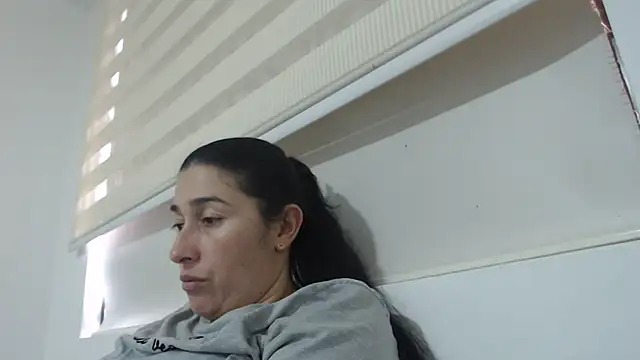 andreaisis2 online show from 21, 2, 2025