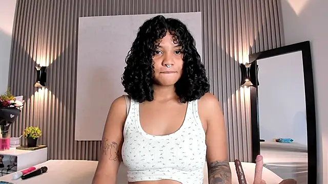 Zafiiraa online show from 16, 10, 2025