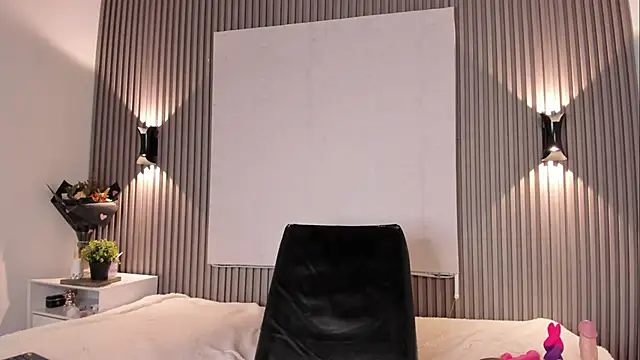 Zafiiraa online show from 28, 11, 2025