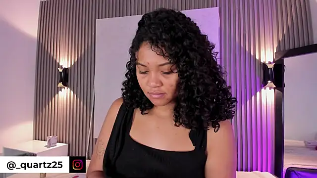 Snapshot of Zafiiraa chatting on 25, 2, 2026 Zafiiraa online show from 25, 2, 2026